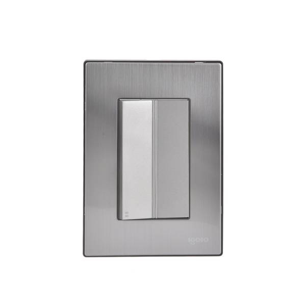 228787 Placa 3 ventanas con apagador escalera plata Inox-3 Igoto