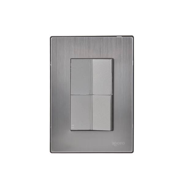 228790 Placa 3 ventanas con apagador sencillo y apagador escalera plata Inox-1.5 Igoto