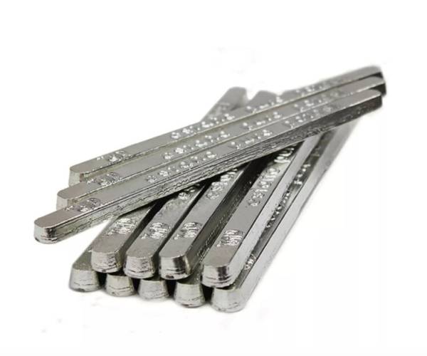 196277 Soldadura solida 1/2 x 1/2 3mm 500gr en barra Premium