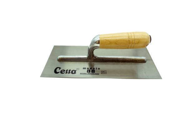 280819 Llana lisa 6 remaches 11" x 5" mango de madera 88 Celta