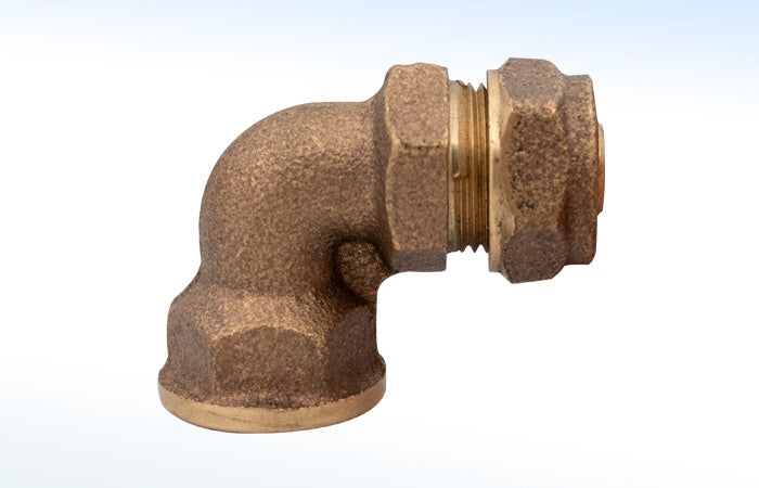 96PF CODO COMBINADO FIERRO PLASTICO 13 MM.
